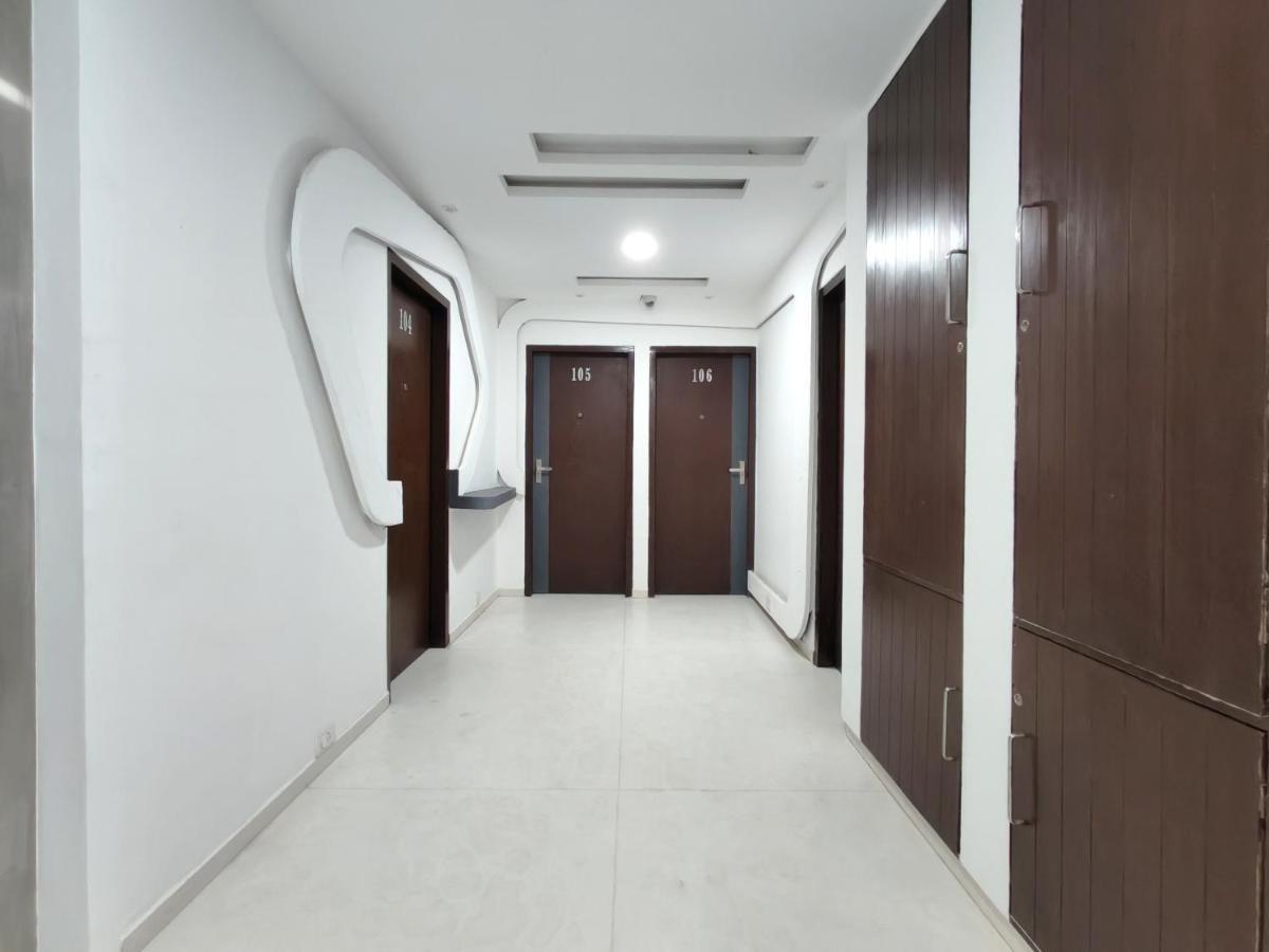 The Sky Imperial Hotel Yahvi Vadodara Exterior foto